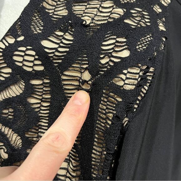 DressBarn short sleeves formal black dress with lace details size 14 - Picture 3 of 14